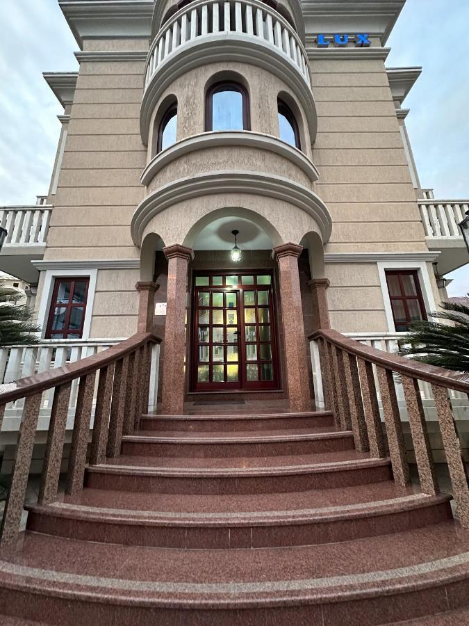 Beatrix Lux Hotel Budva Extérieur photo