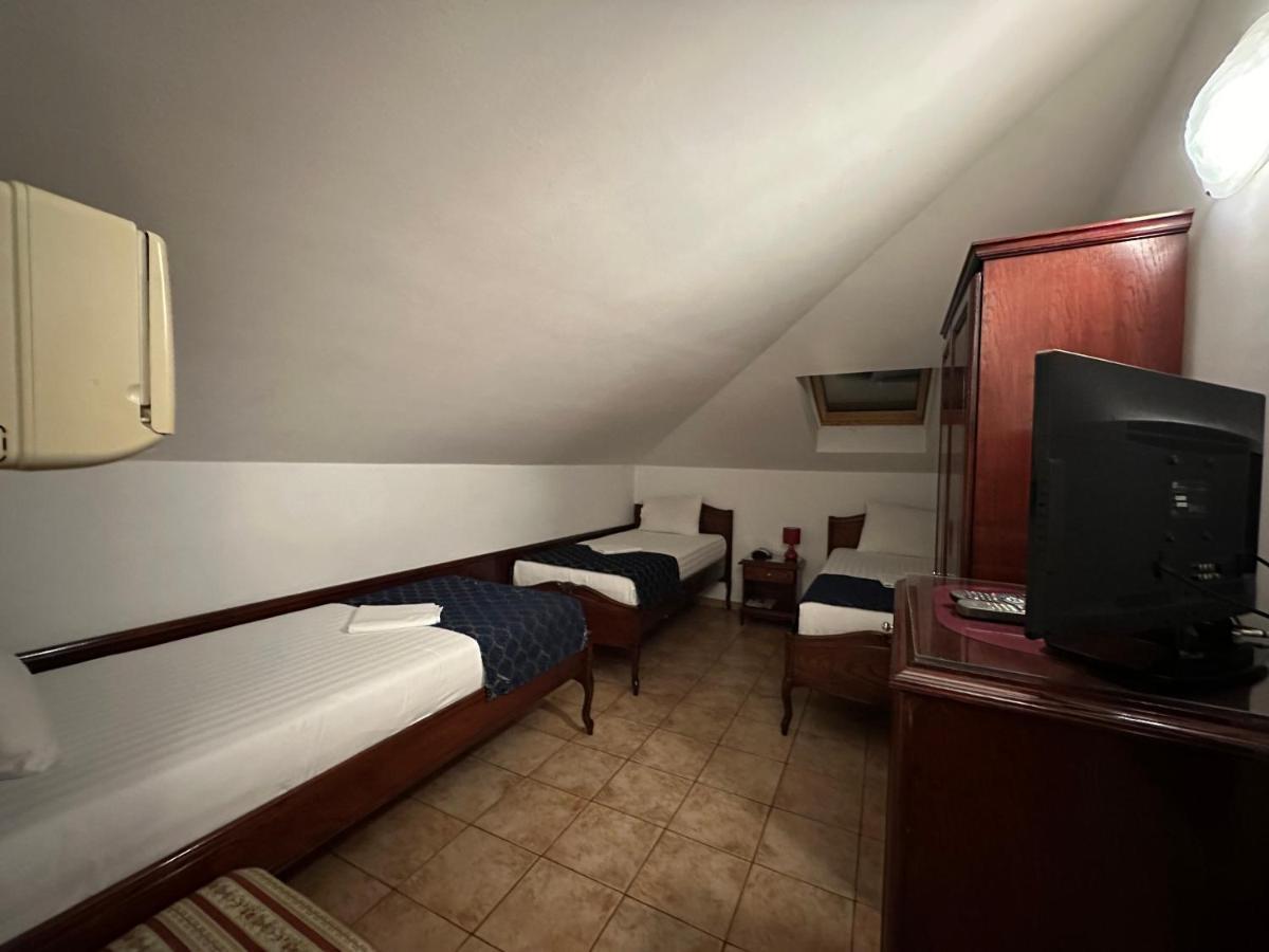 Beatrix Lux Hotel Budva Extérieur photo