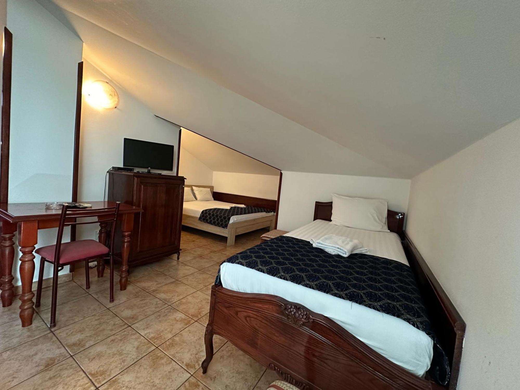 Beatrix Lux Hotel Budva Extérieur photo