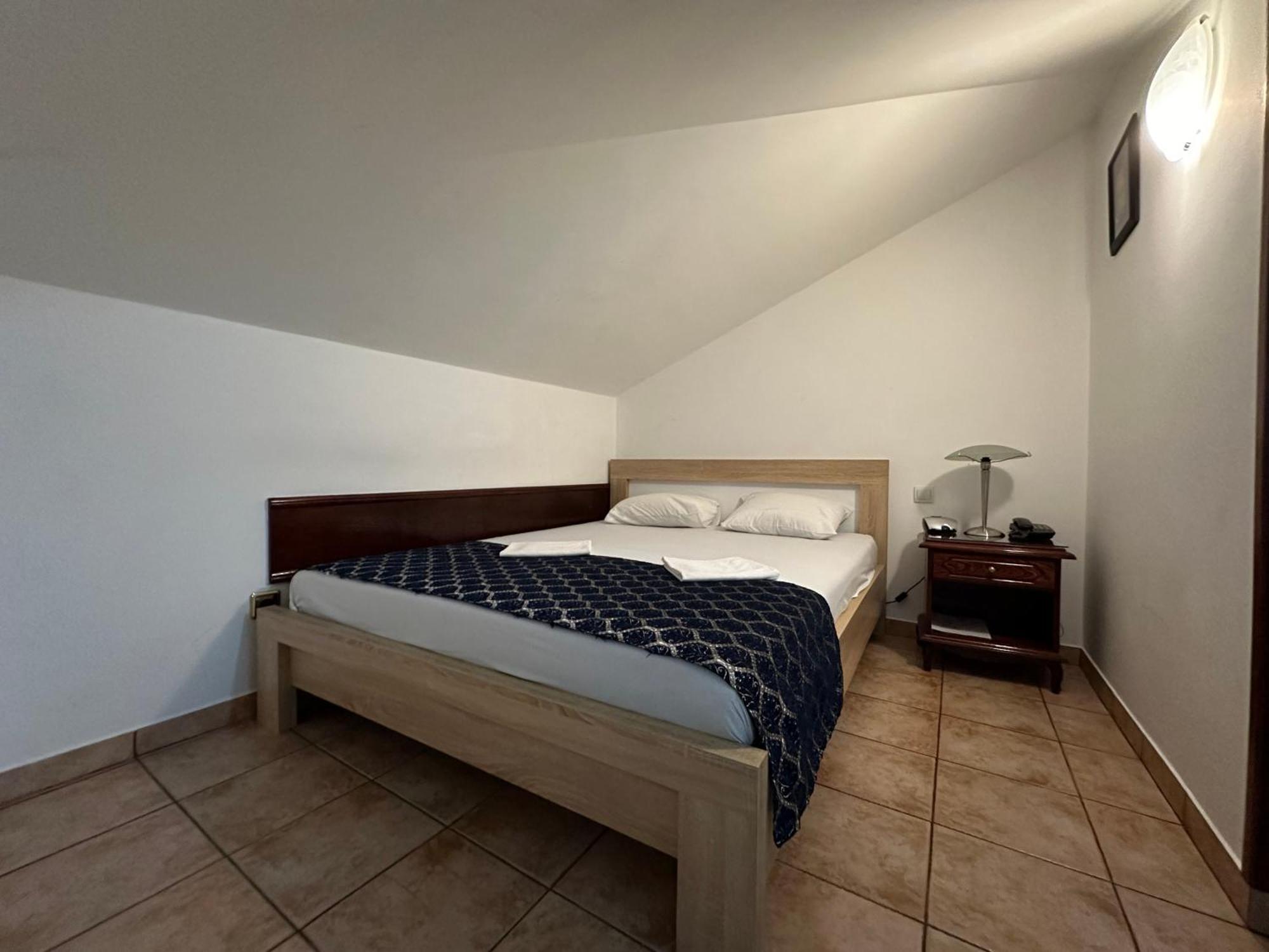 Beatrix Lux Hotel Budva Extérieur photo